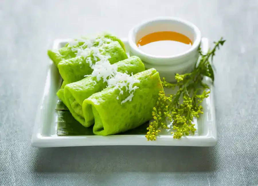 Dadar - crêpes de coco au pandan (indonésie)