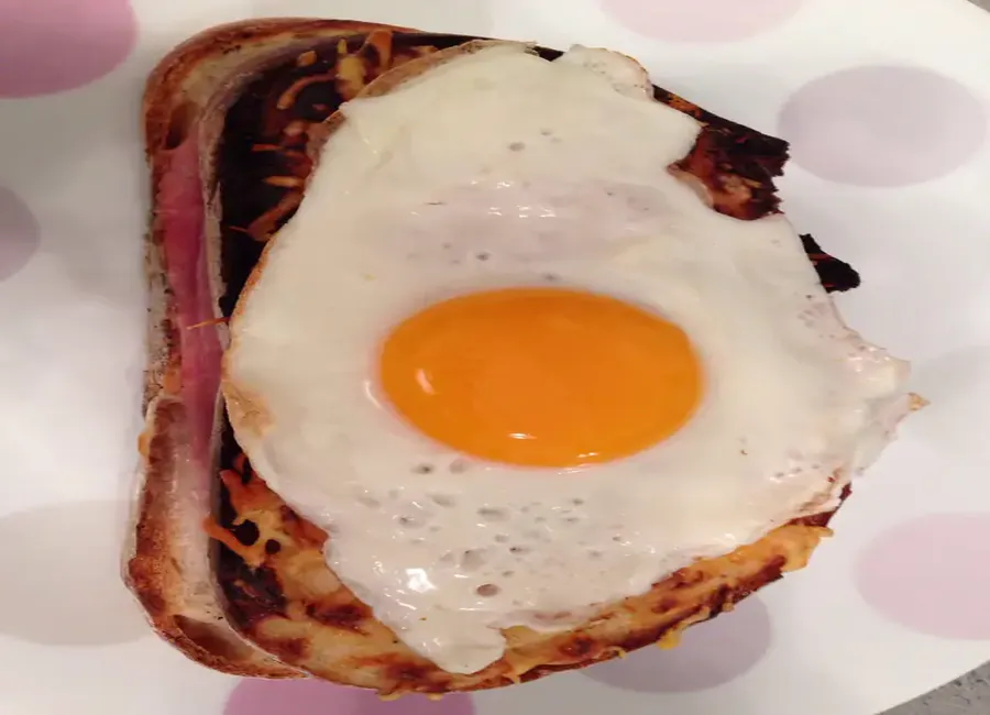 Croque-monsieur au pain de campagne