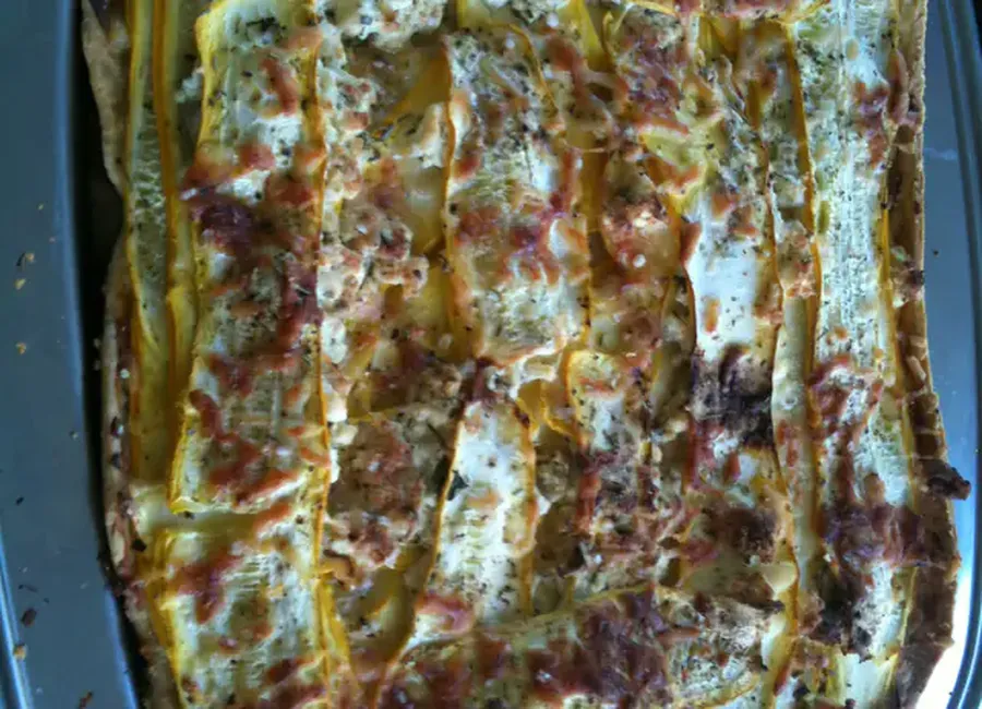 Tarte courgettes jaunes, féta et thym