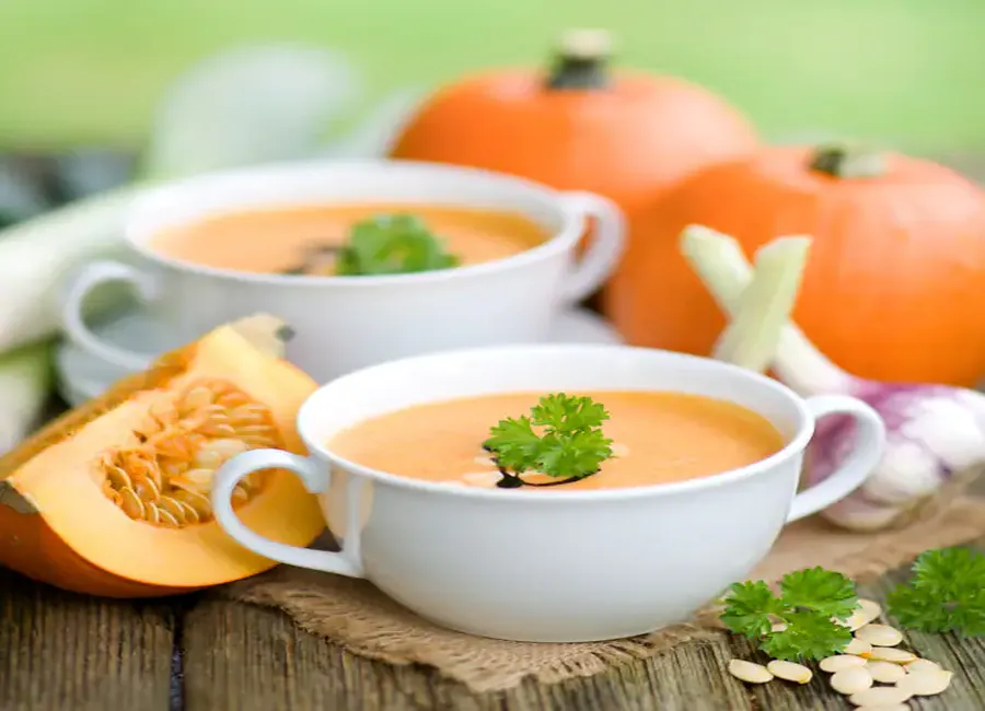 Soupe de citrouille aux chanterelles