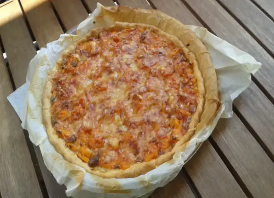 Tarte aux carottes et au comté