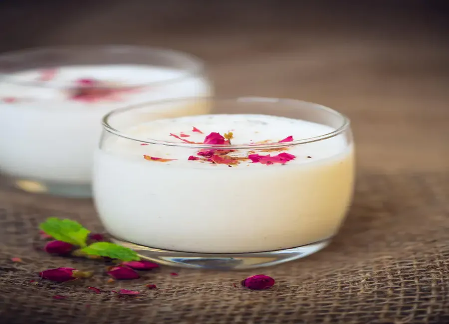 Lassi indien à la rose