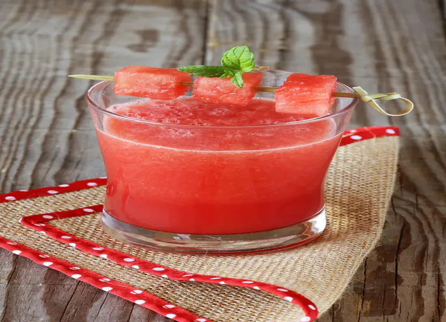 Fraîcheur d'été pastèque tomate