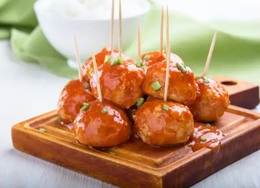 Boulettes de poulet au riz vapeur