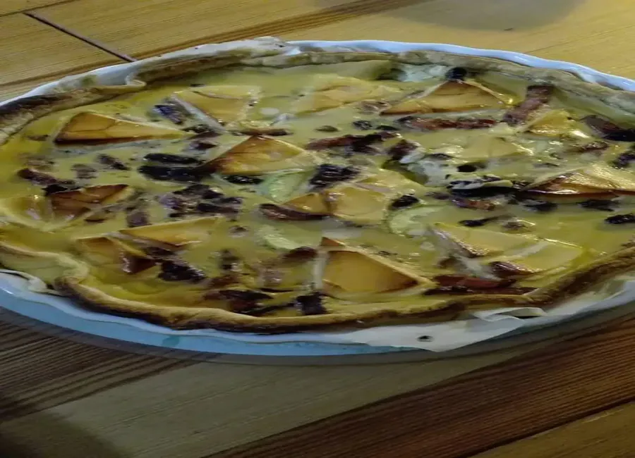 Tarte courgettes, lardons et vache qui rit