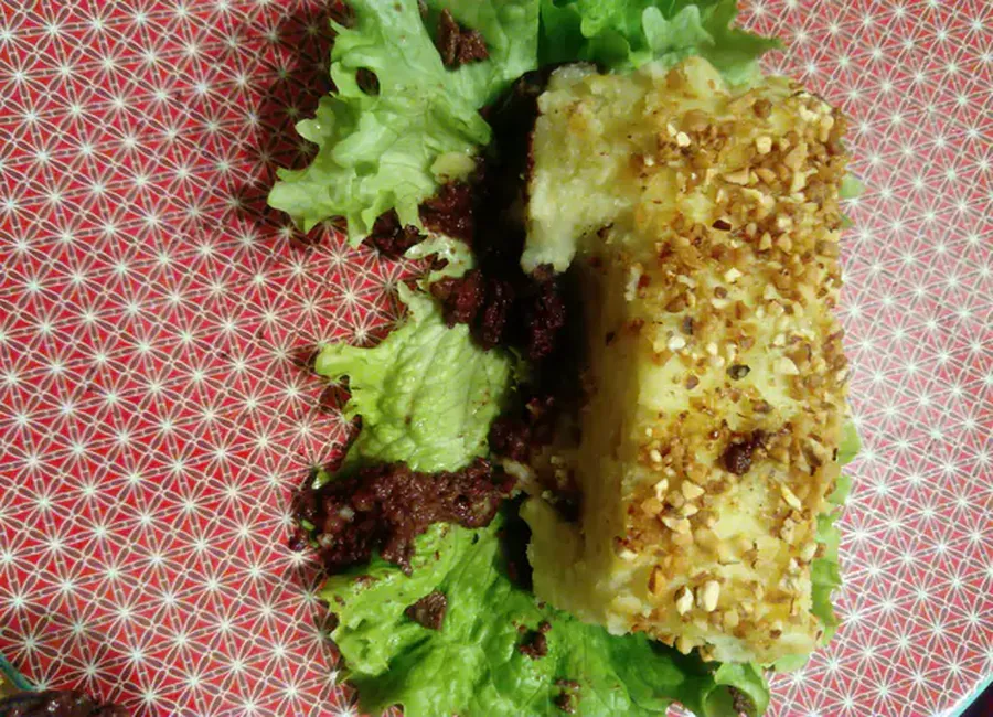 Parmentier de boudin noir au lait de coco et noisettes