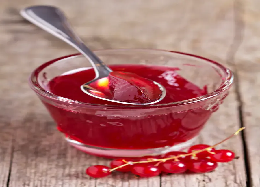 Gelée de groseilles et de framboises