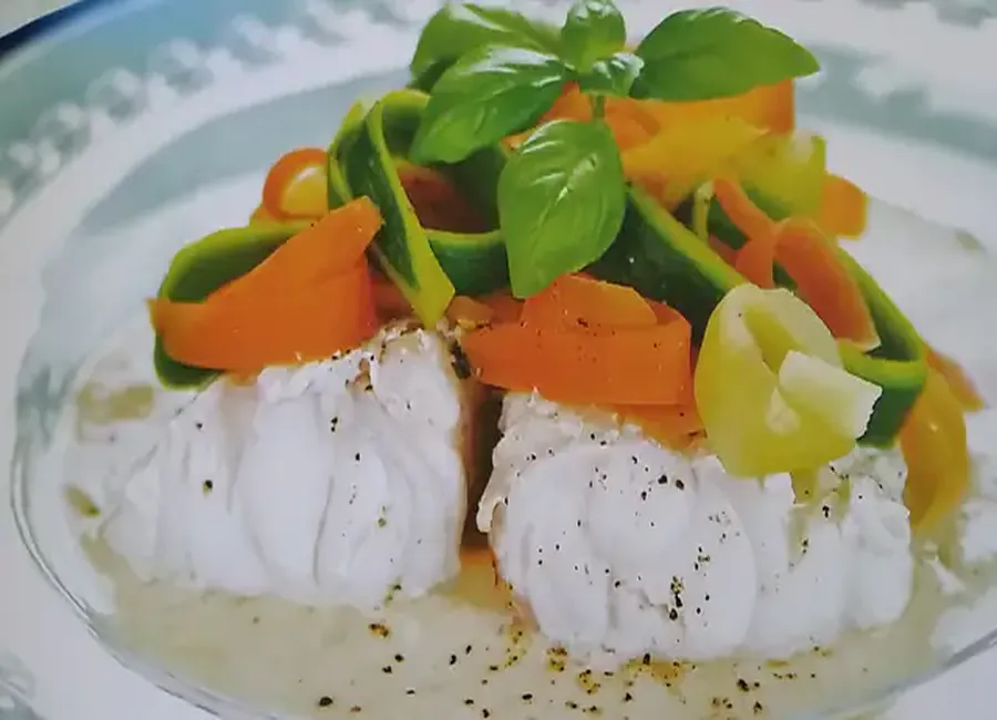 Lotte aux tagliatelles de légumes