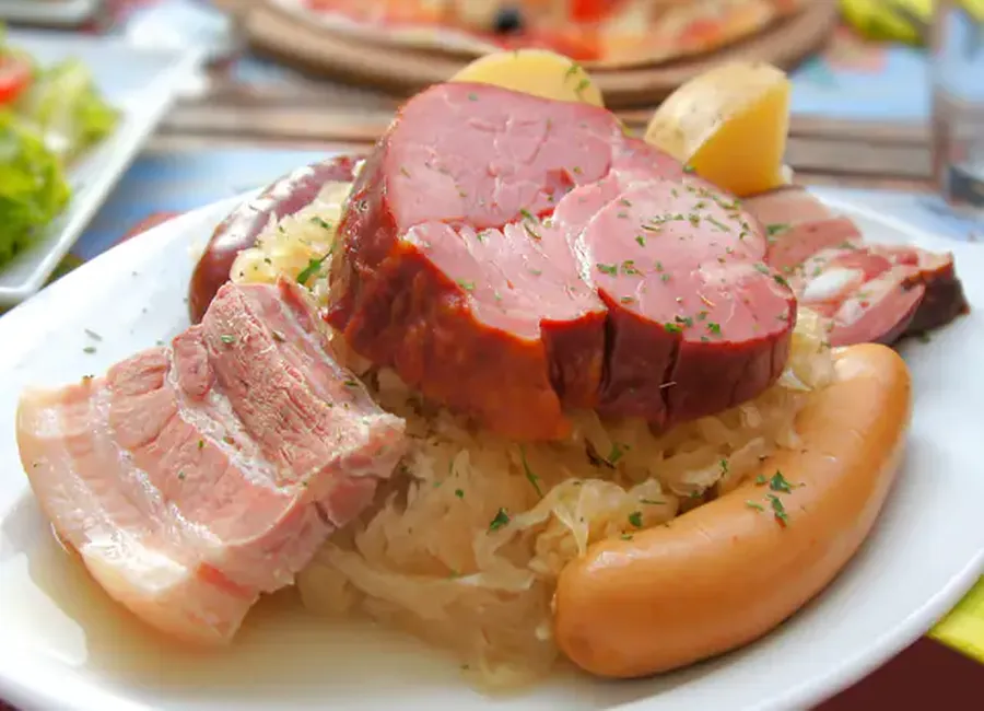 Choucroute alsacienne