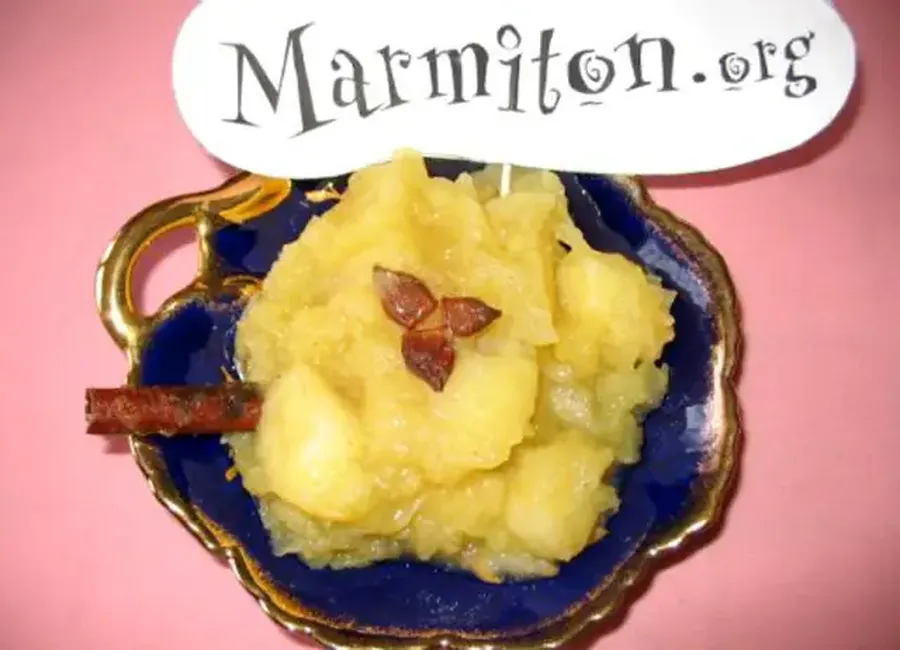 Compote de pommes au beurre salé et épices