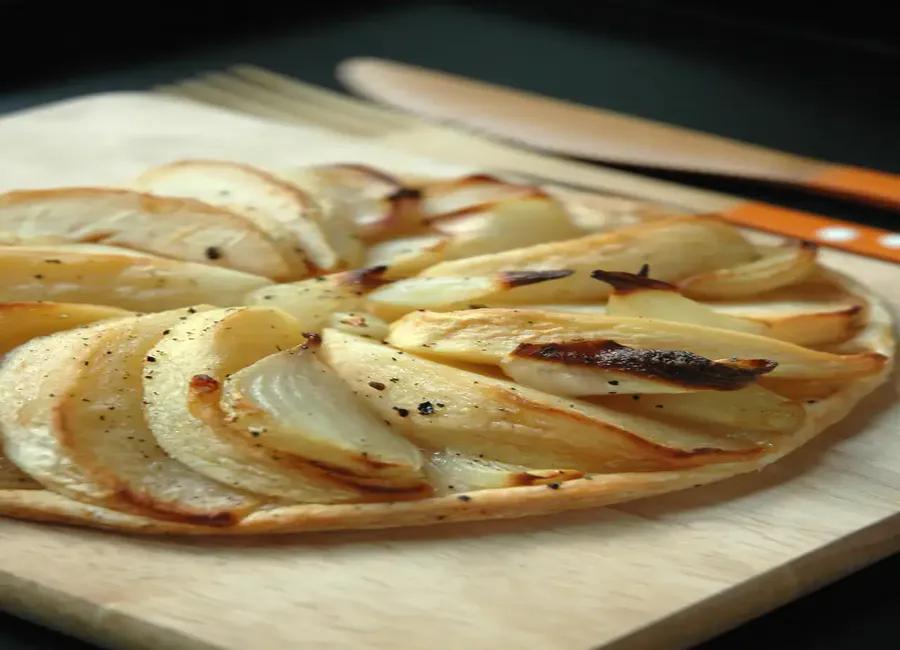Tarte aux pommes et à l'échalote