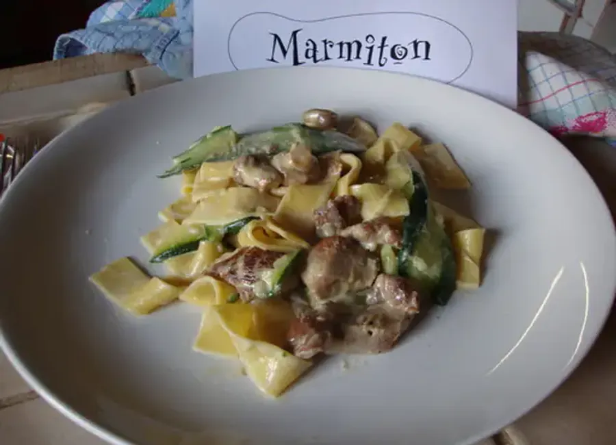 Émincé de dinde à la crème et aux champignons