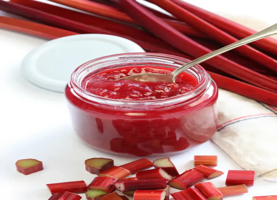 Confiture de rhubarbe au thym