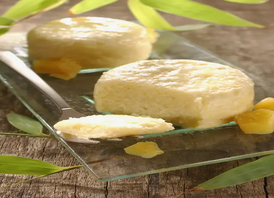 Mousse de mangue et gingembre confit