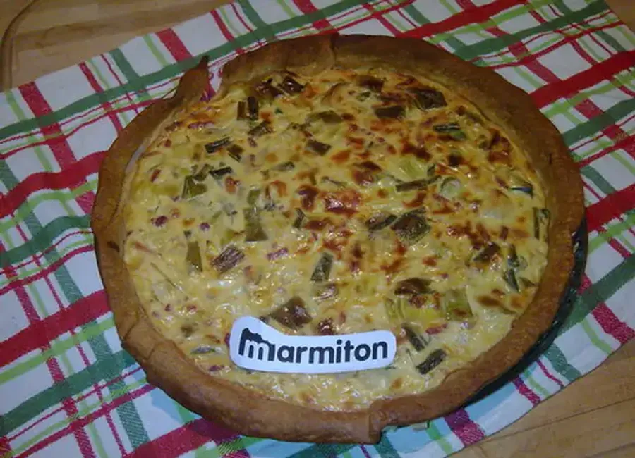 Quiche aux lardons poireaux et oignons