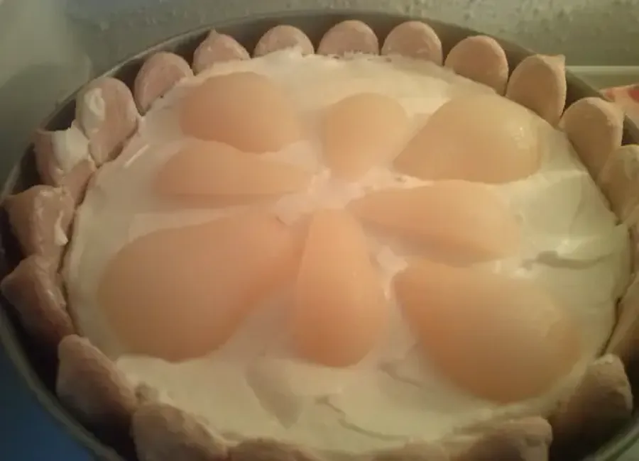 Charlotte au chocolat blanc, spéculoos et poire