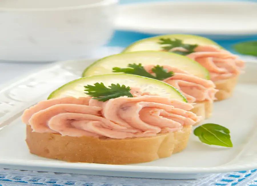 Petites mousses de saumon fumé