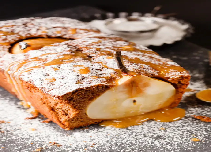 Cake aux poires caramélisées