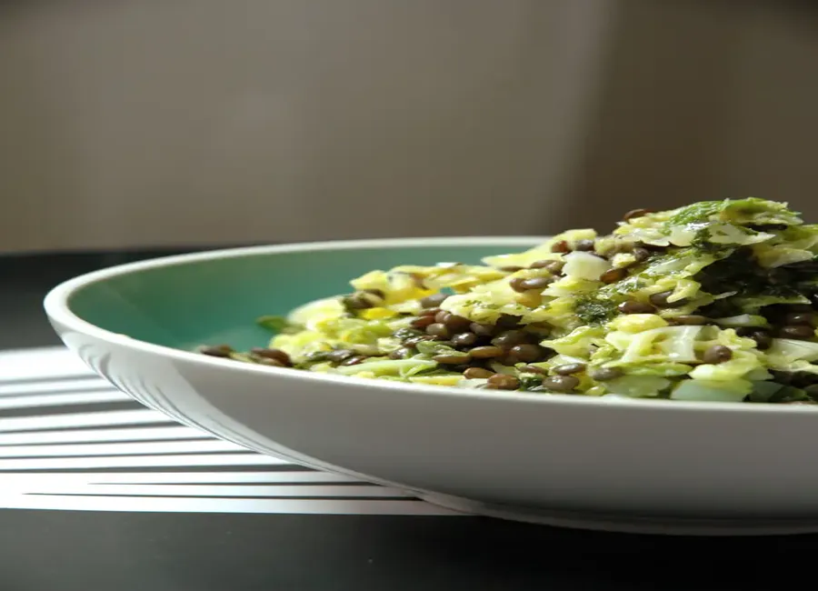 Mijoté de chou vert et lentilles