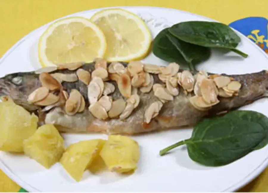 Truite fondante aux amandes
