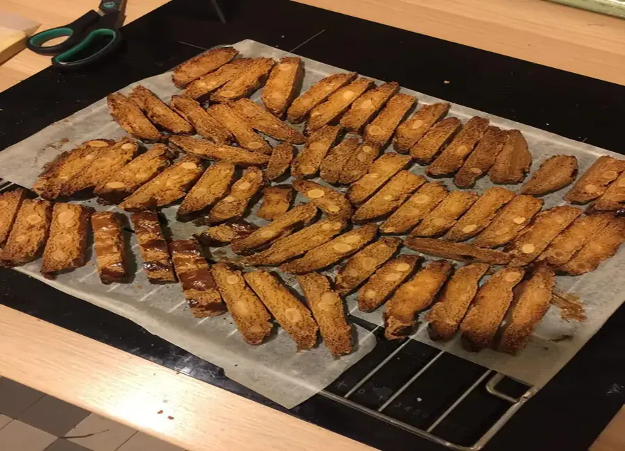 Cantucci (croquant) amandes, curcuma et gingembre
