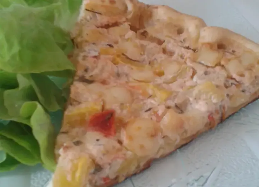 Tarte à la courgette jaune et tomates