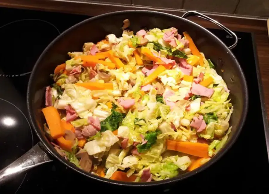 Chou vert au bacon