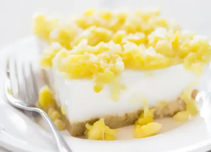 Gâteau coco, ananas et fromage blanc