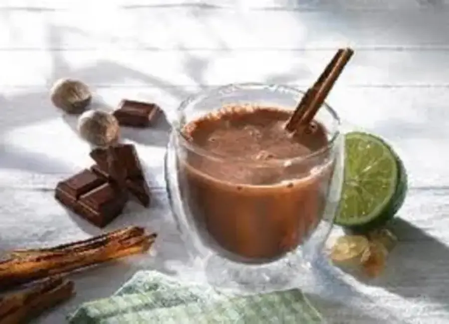 Chocolat chaud martiniquais à la cannelle et au citron vert