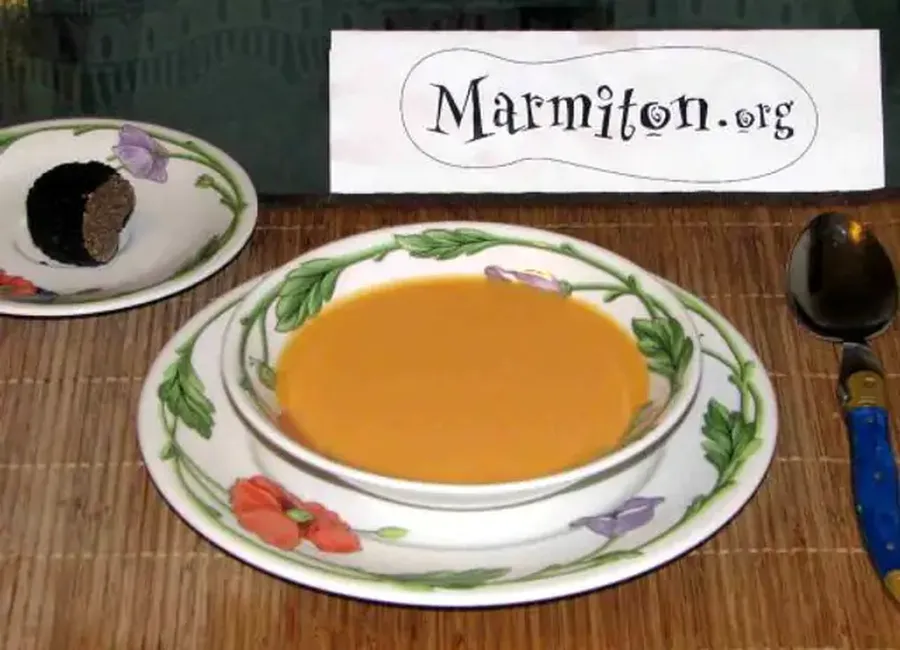 Soupe de courge à la truffe noire