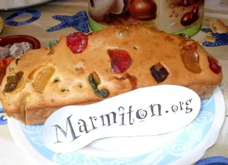 Cake aux fruits confits
