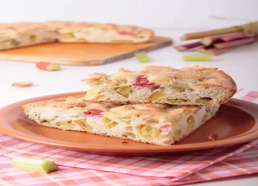 Gâteau à la rhubarbe