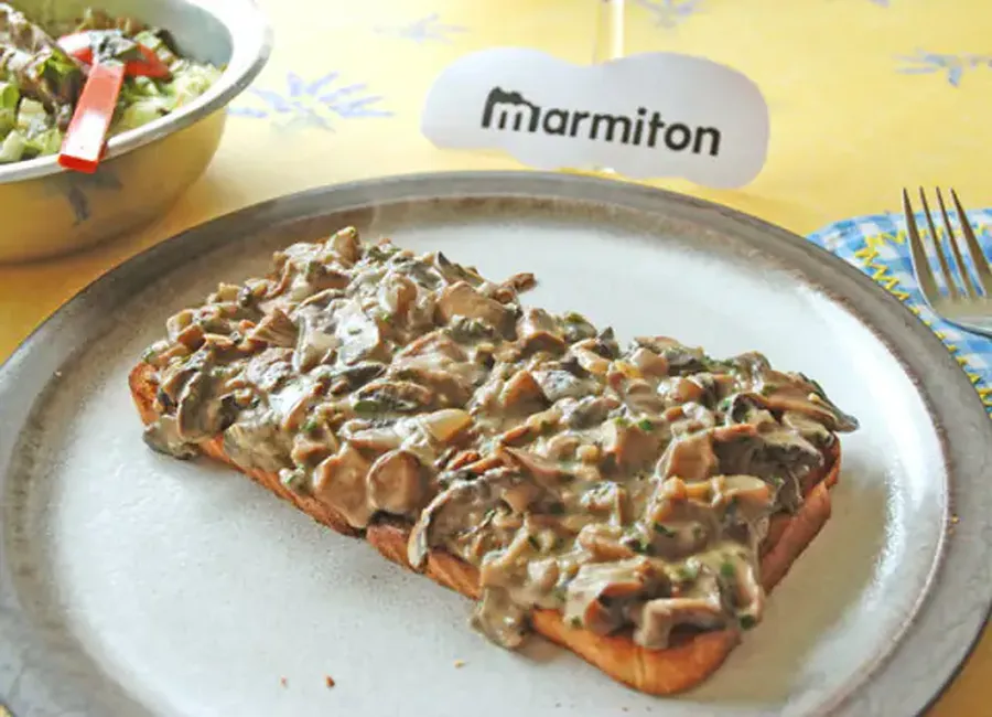 Croûtes aux champignons