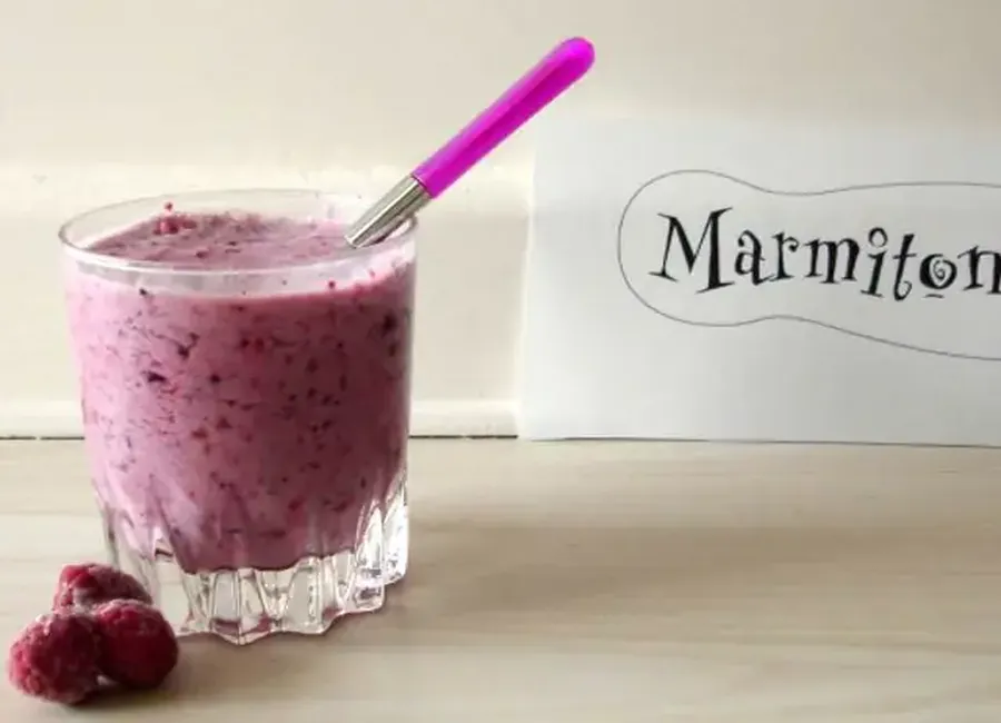 Milk shake léger aux fruits rouges