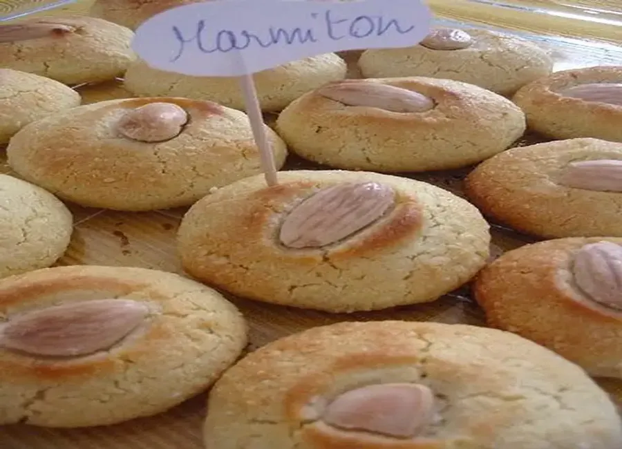 Petits fours secs aux amandes parfumés à l'orange