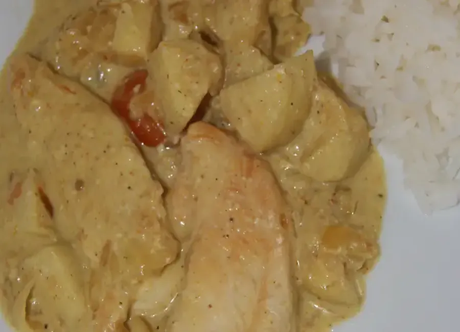 Curry de poulet au lait de coco