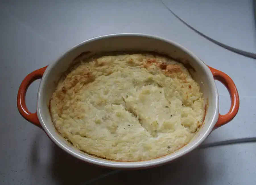 Soufflé au chou-fleur et gorgonzola