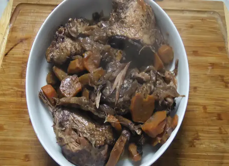 Civet de canard au vin de cahors