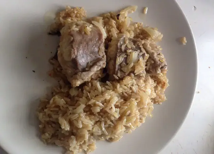 Saumonette mijotée au vin blanc