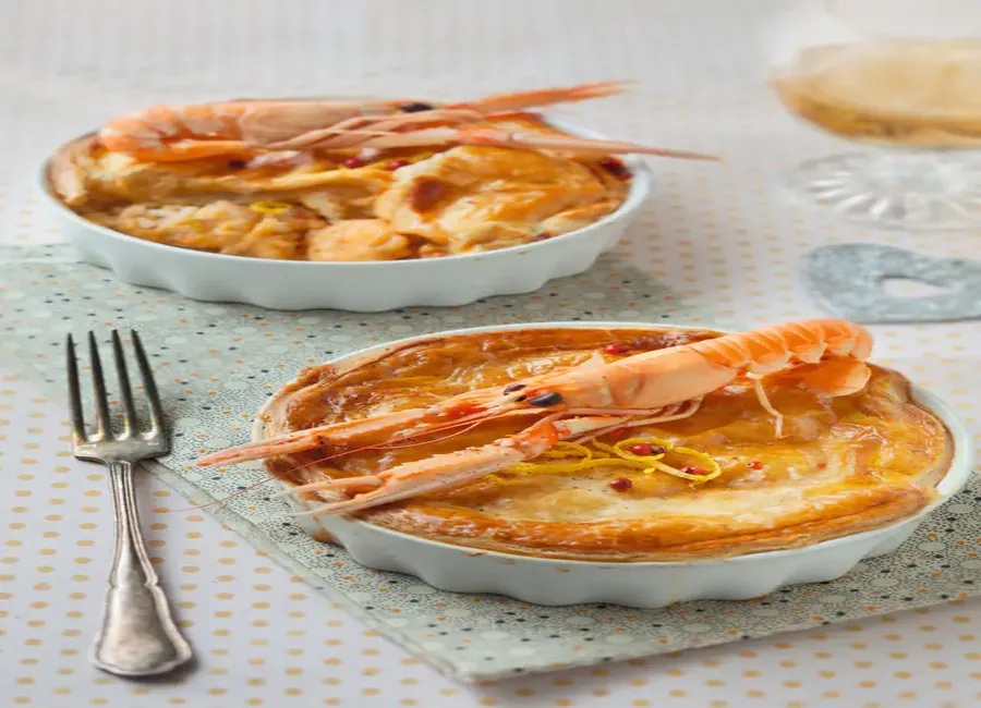 Cassolettes de langoustines et crevettes en croûte