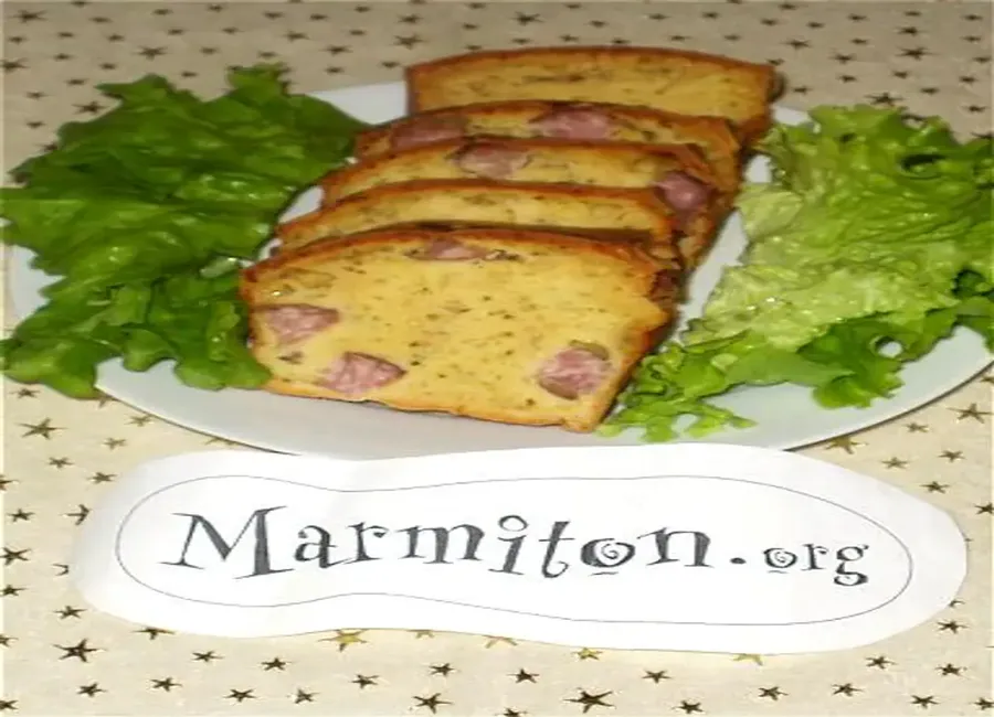 Cake salé à la saucisse de morteau (franche-comté)
