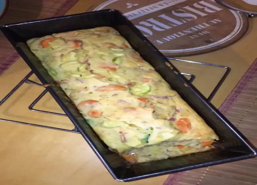 Cake courgettes/carottes/lardons