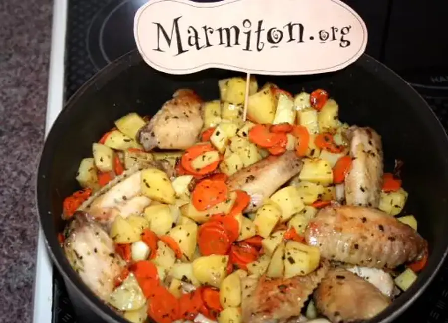 Ailerons de poulet et confit pommes de terre carottes