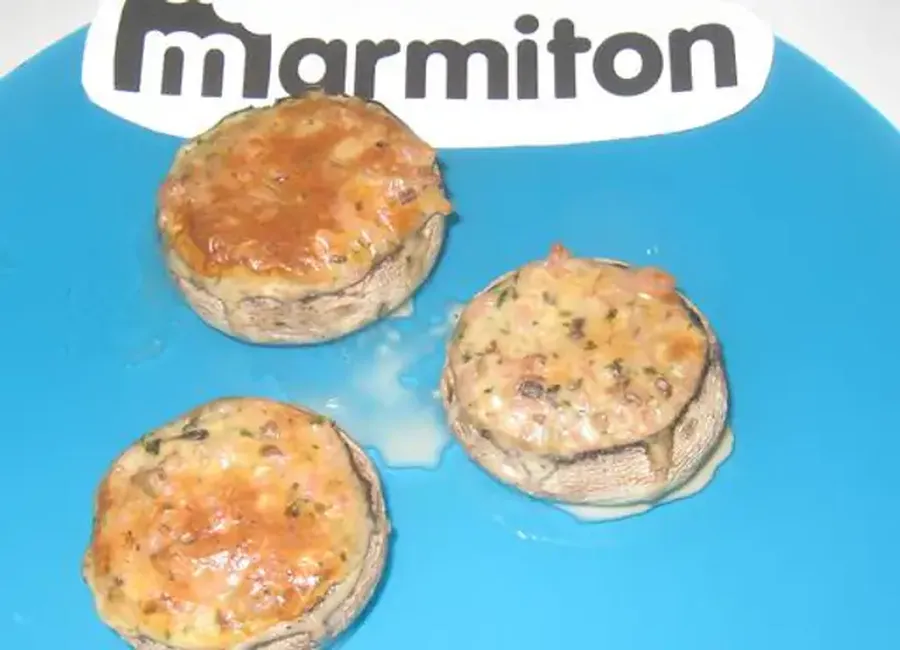 Champignons farcis au camembert