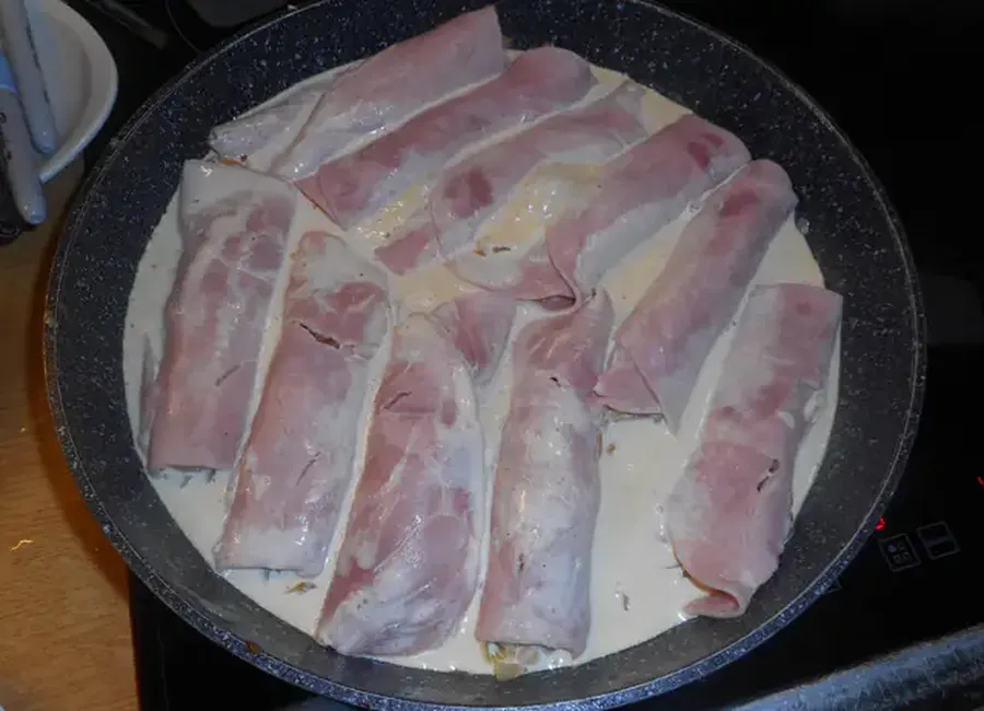 Jambon aux oignons
