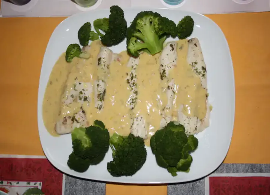 Filets de sandre au vin blanc