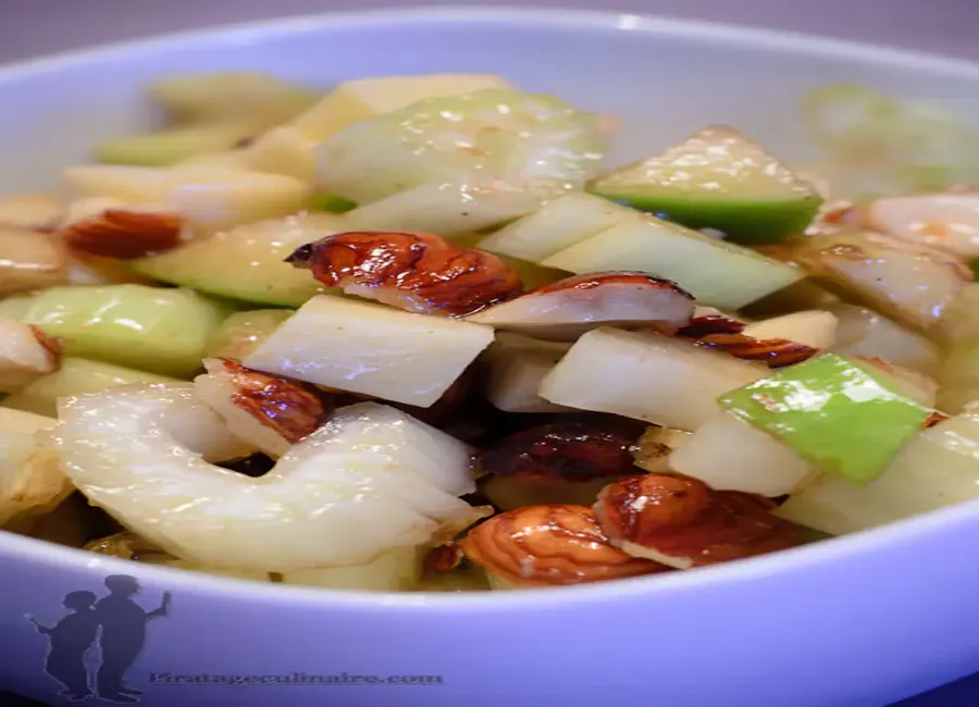Salade pour enfants céleri, pomme et comté