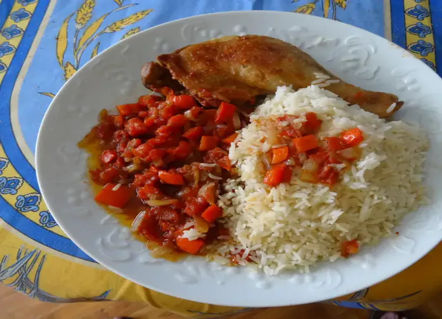 Cuisses de canard à la tomate et au poivron