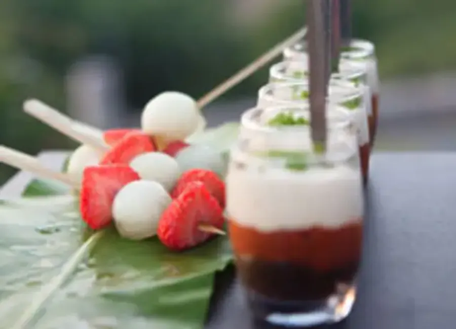 Délice de chèvre sur coulis de tomates