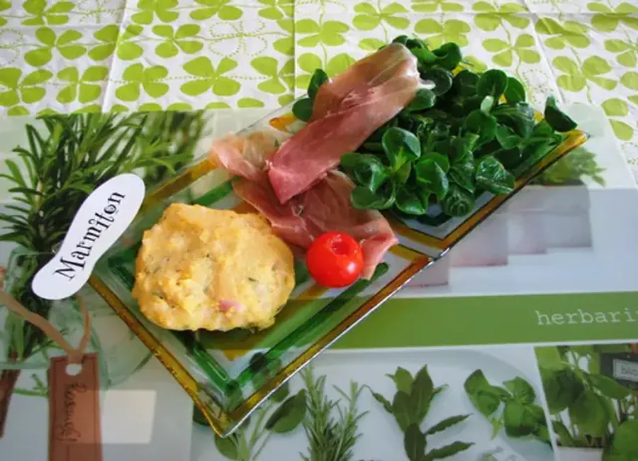 Galette de polenta à l'échalote et au thym